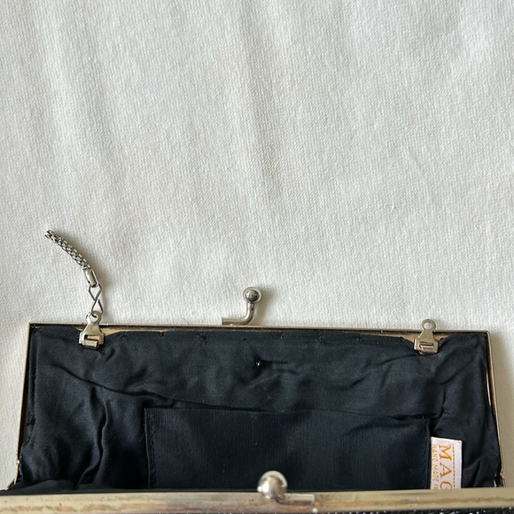 Black beaded clutch evening bag. - Picture 4 of 4